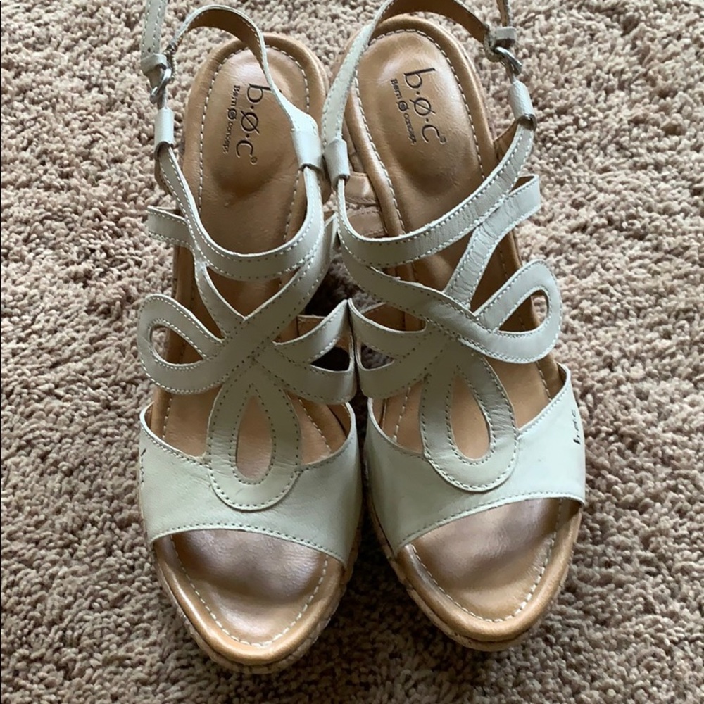 Size 10 b.o.c. Wedge sandals
